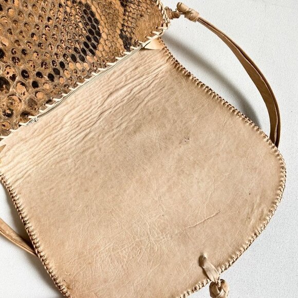 Vintage Real Snakeskin Oval Shaped Saddle Shoulder  Bag - Picture 5 of 6